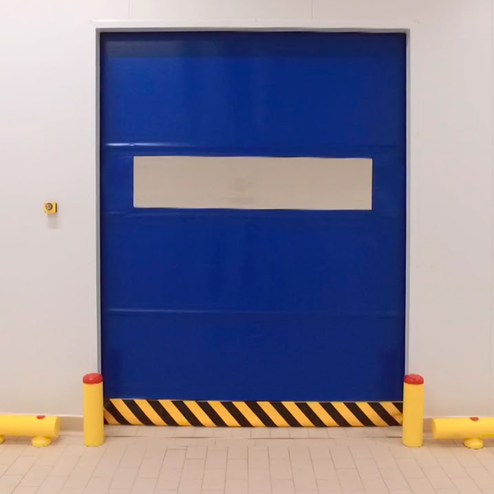 • Es la mejor opción para proteger la parte interior de puertas y esquinas.  • Además es una solución ideal para zonas de reducido tamaño que necesiten protección. 