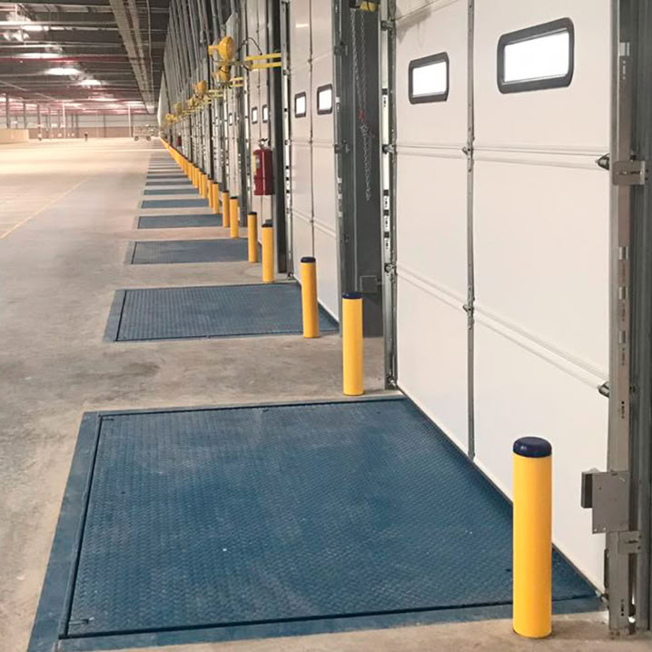• Es la mejor opción para proteger la parte interior de puertas y esquinas.  • Además es una solución ideal para zonas de reducido tamaño que necesiten protección. 